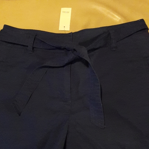 Women's Loft shorts - Picture 2 of 8